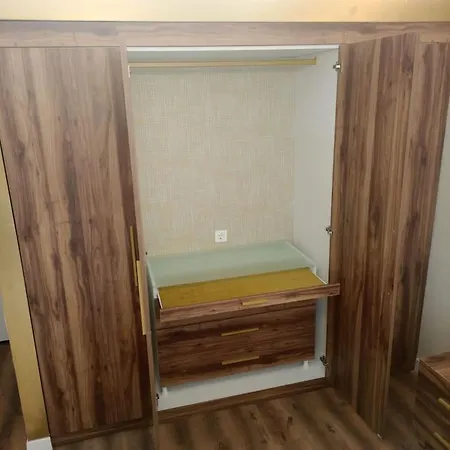 Very Luxry_3 Bath_3 Bathroom_garden *